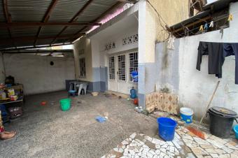 Parcelle  Lemba foire 12 sur 30m 350.000